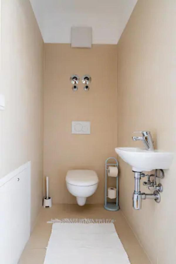 Near Lake Fully Furnished Beautiful Apartment Vienna Exterior photo